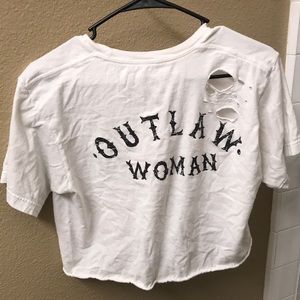Outlaw Woman cropped tee